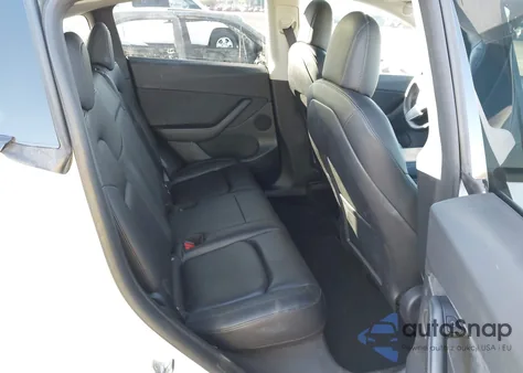 2021 Tesla Model Y Long Range Dual Motor All-Wheel Drive z USA, uszkodzony, nr VIN 5YJYGDEE4MF222977